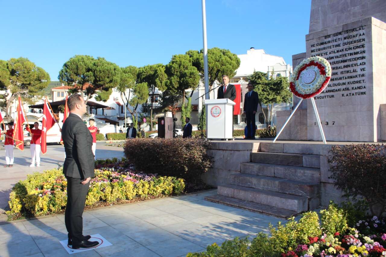 Muğla’da 24 Kasım Öğretmenler Günü Çelenk Töreni Düzenlendi 8